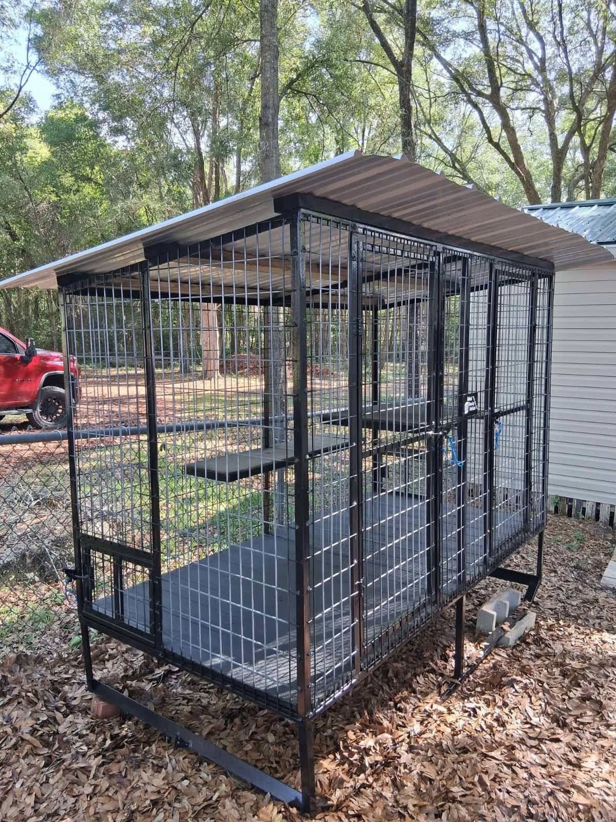 2-Bay Cat Kennel — Interior